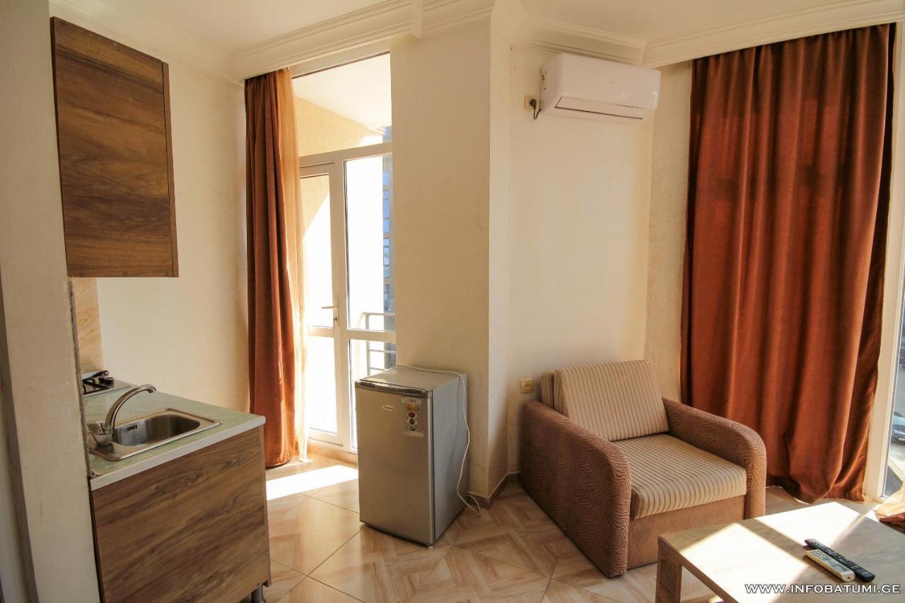 Hotel Batumi Inn Eksteriør billede