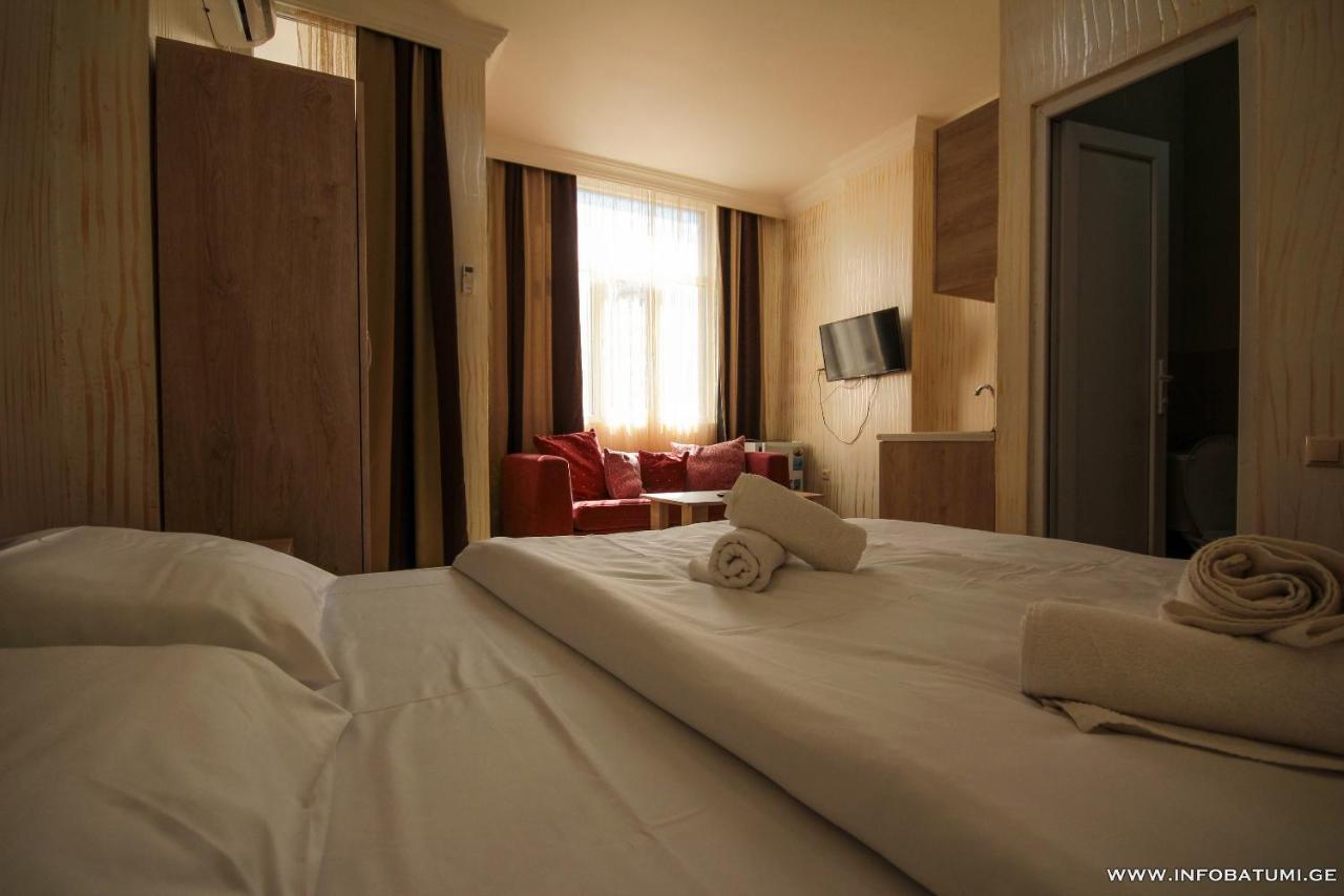 Hotel Batumi Inn Eksteriør billede