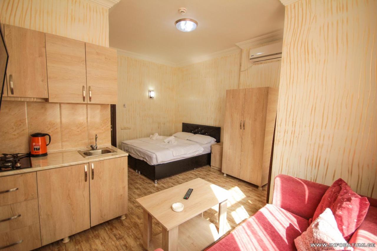 Hotel Batumi Inn Eksteriør billede